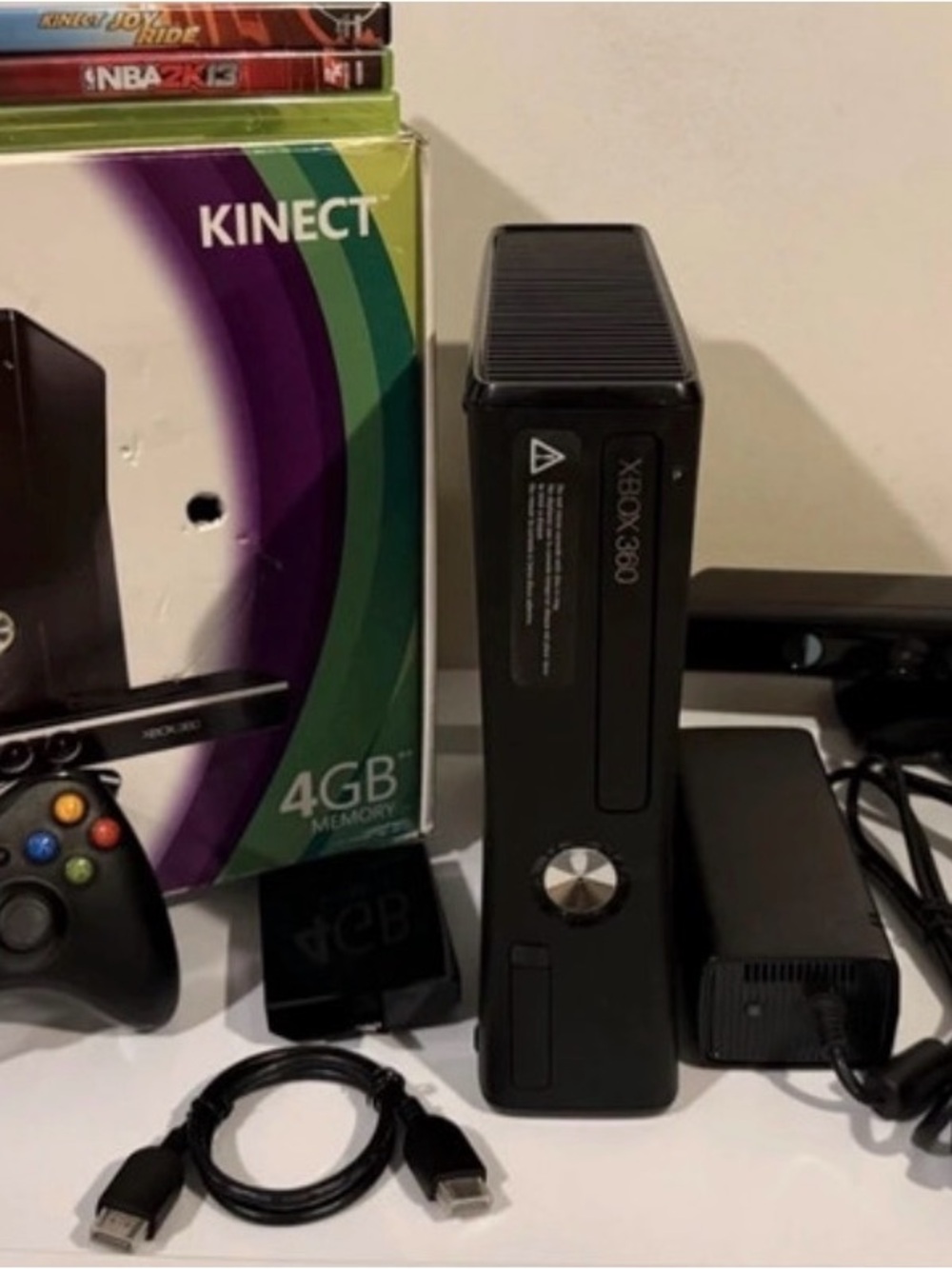 Microsoft Xbox Kinect Bundle- 250GB Console with Kinect - Black